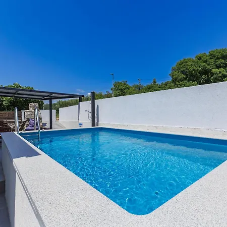 Tatiana By Interhome Apartamento