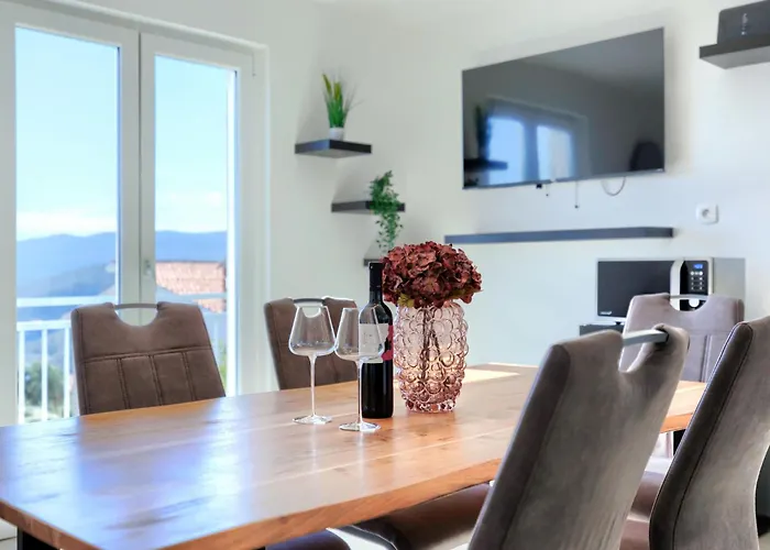Appartamento Tatiana By Interhome *