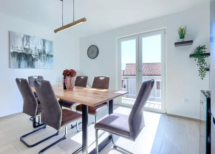 Appartamento Tatiana By Interhome Rabac