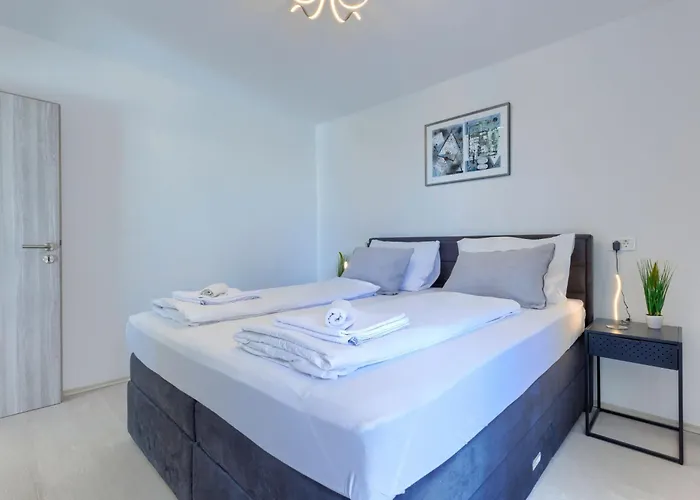 Tatiana By Interhome * Rabac
