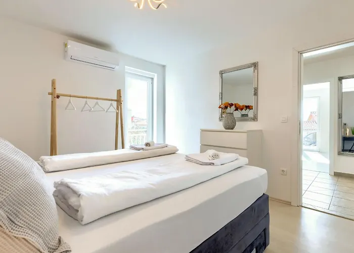 Tatiana By Interhome * Rabac