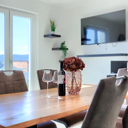 Διαμέρισμα Tatiana By Interhome *