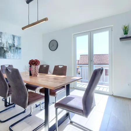 Διαμέρισμα Tatiana By Interhome Rabac